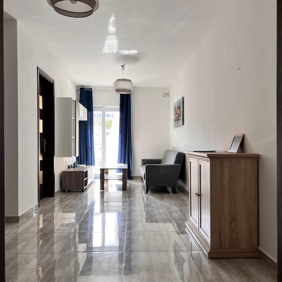 F3 Room 3, Private Room Two Single Beds Shared Bathroom Msida Eksteriør bilde